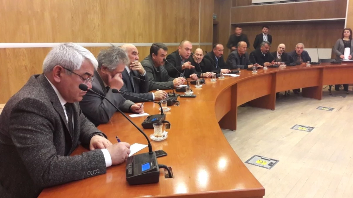 Kars Belediye Başkanı Murtaza Karaçanta, Muhtarlarla Bir Araya Geldi