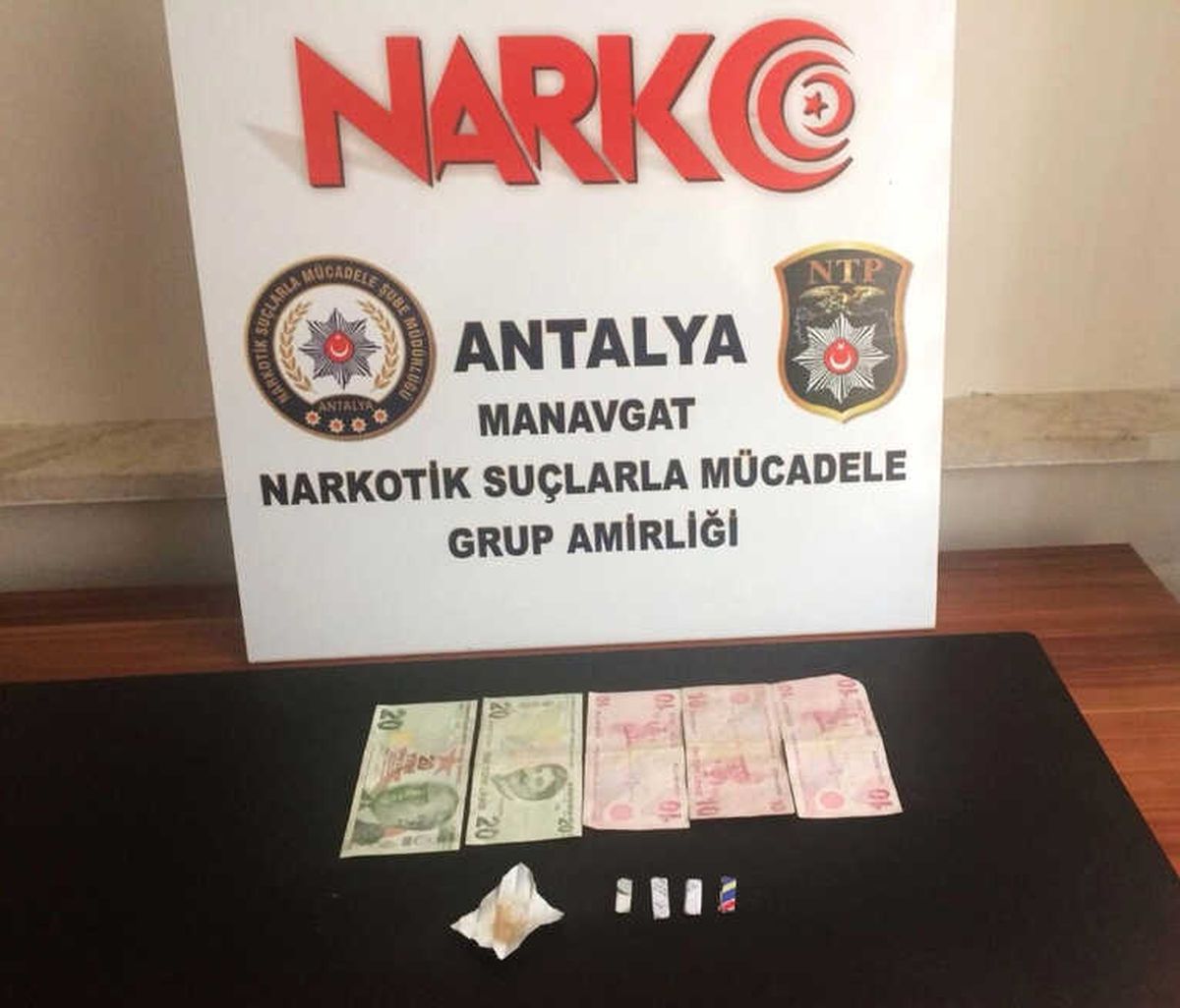 Manavgat\'ta Uyuşturucu Operasyonu