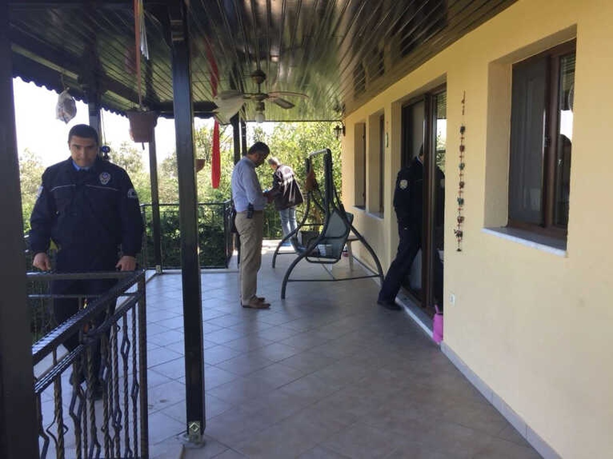MHP Genel Sekreteri İsmet Büyükataman\'ın Evi Soyuldu