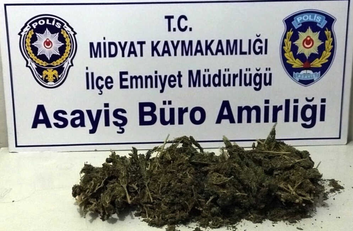 Midyat\'ta 1 Kilo 500 Gram Esrar Yakalandı