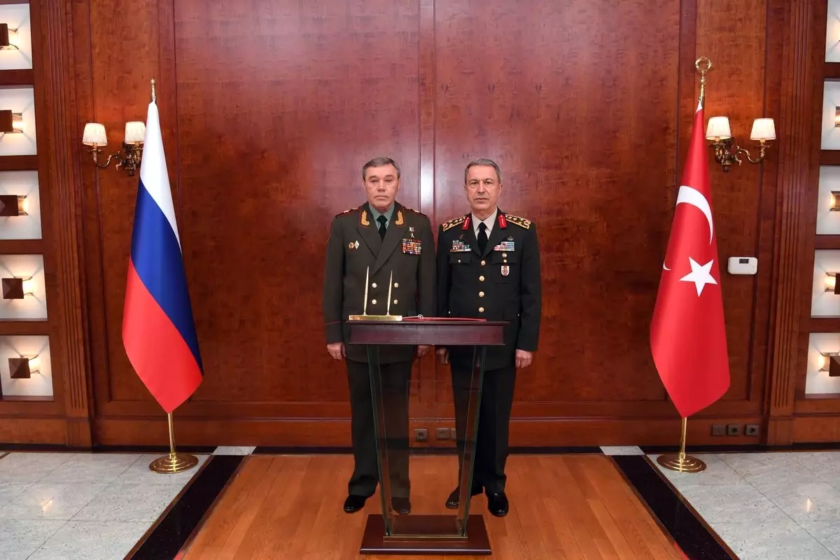 Orgeneral Akar, Rus Mevkidaşıyla Görüştü