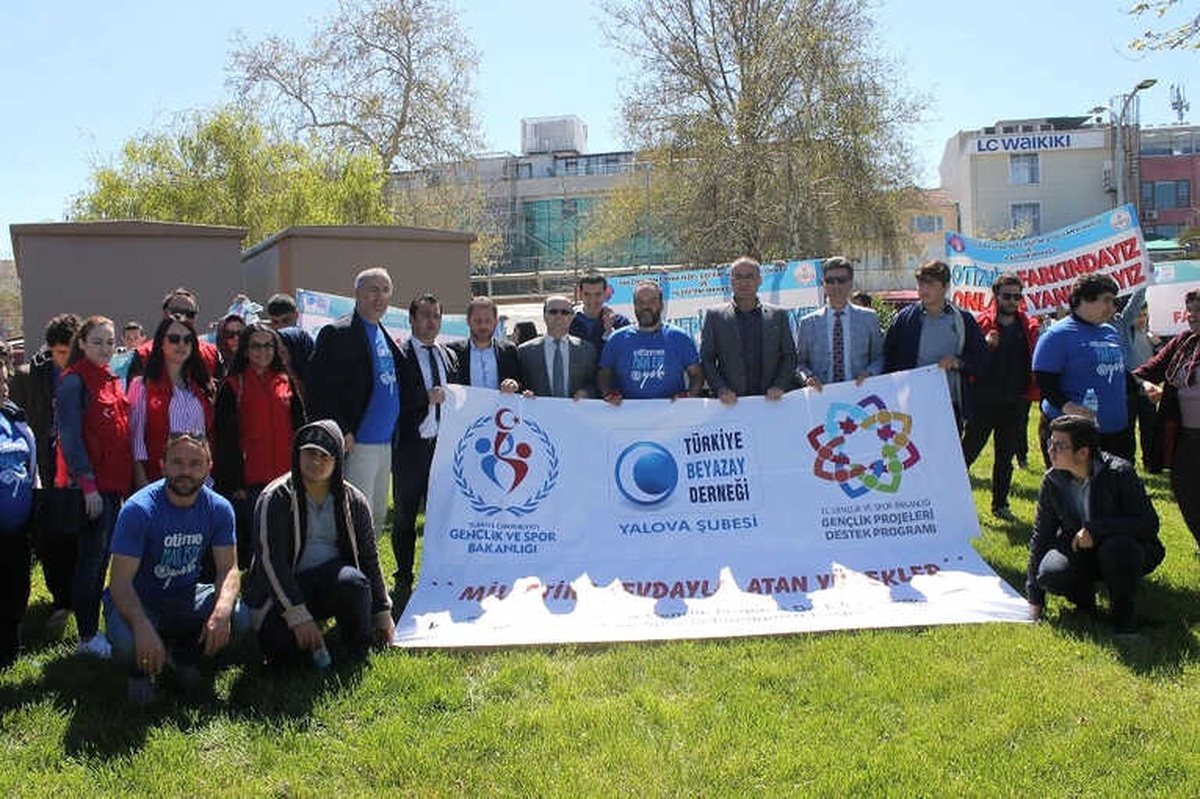 Otizme Dikkat Çekmek İçin Darıca\'dan Yalova\'ya Kürek Çekti