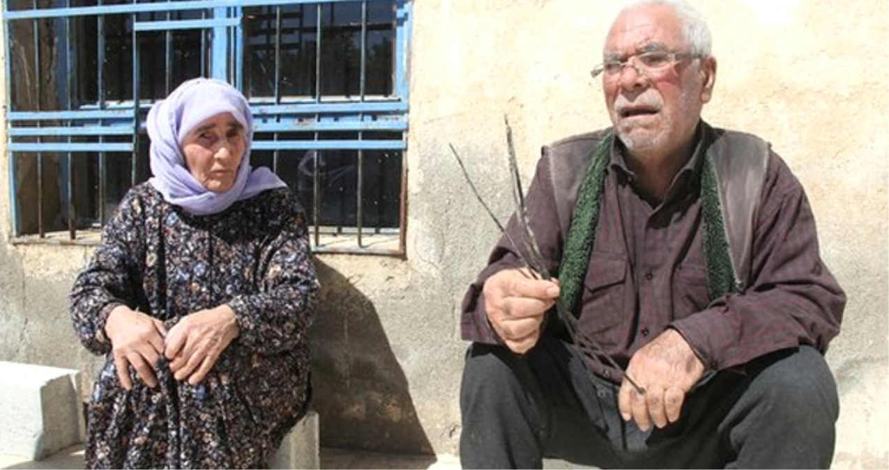 Hırsızlar, "Polisiz" Deyip Girdikleri Evde Yaşlı Çifti Dövüp 86 Bin Lirasını Çaldı