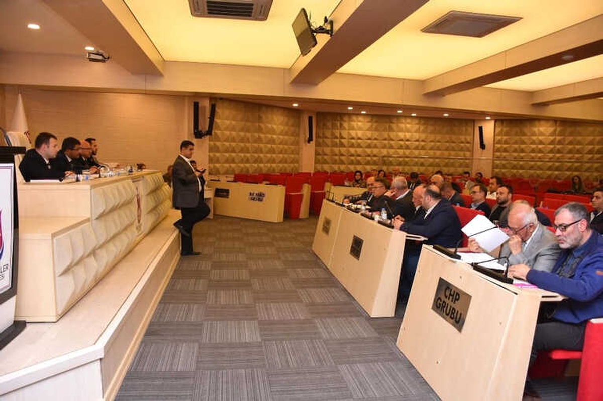 Şehzadeler\'den Dayıoğlu ve Ünal\'a Büyük Vefa