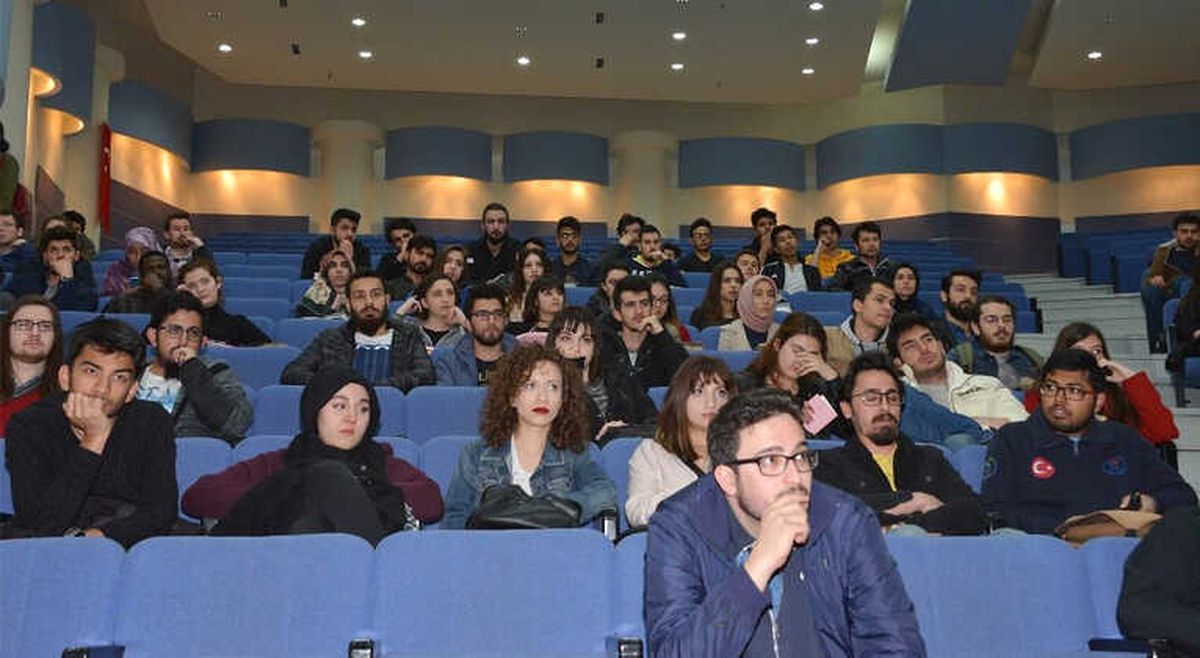 Sü\'de Yurt Dışı Eğitimine Hak Kazanan Öğrencilere Oryantasyon Eğitimi