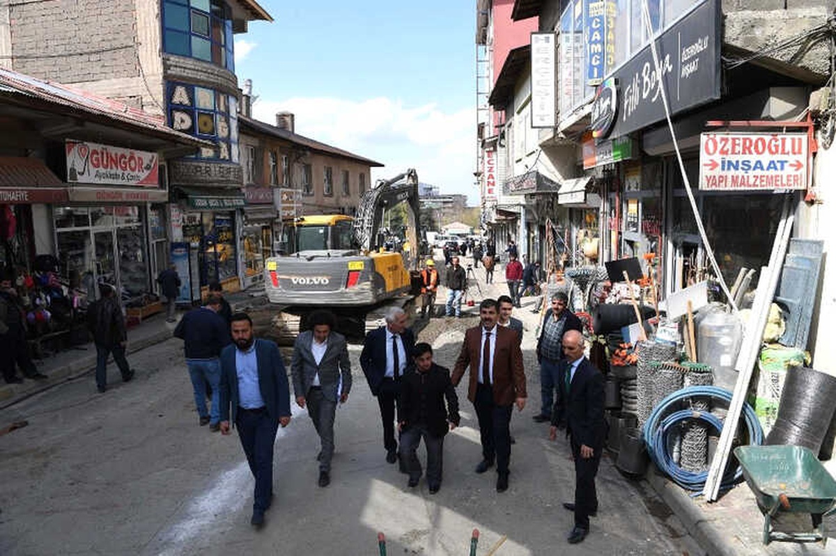Tarihi Muş Çarşısı Yeniden Canlandırılıyor