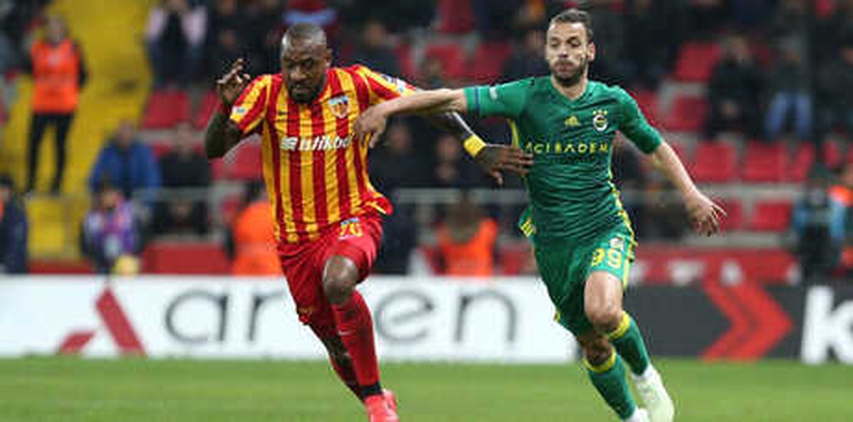 Yine Yeşillendi Fener\'in Umutları