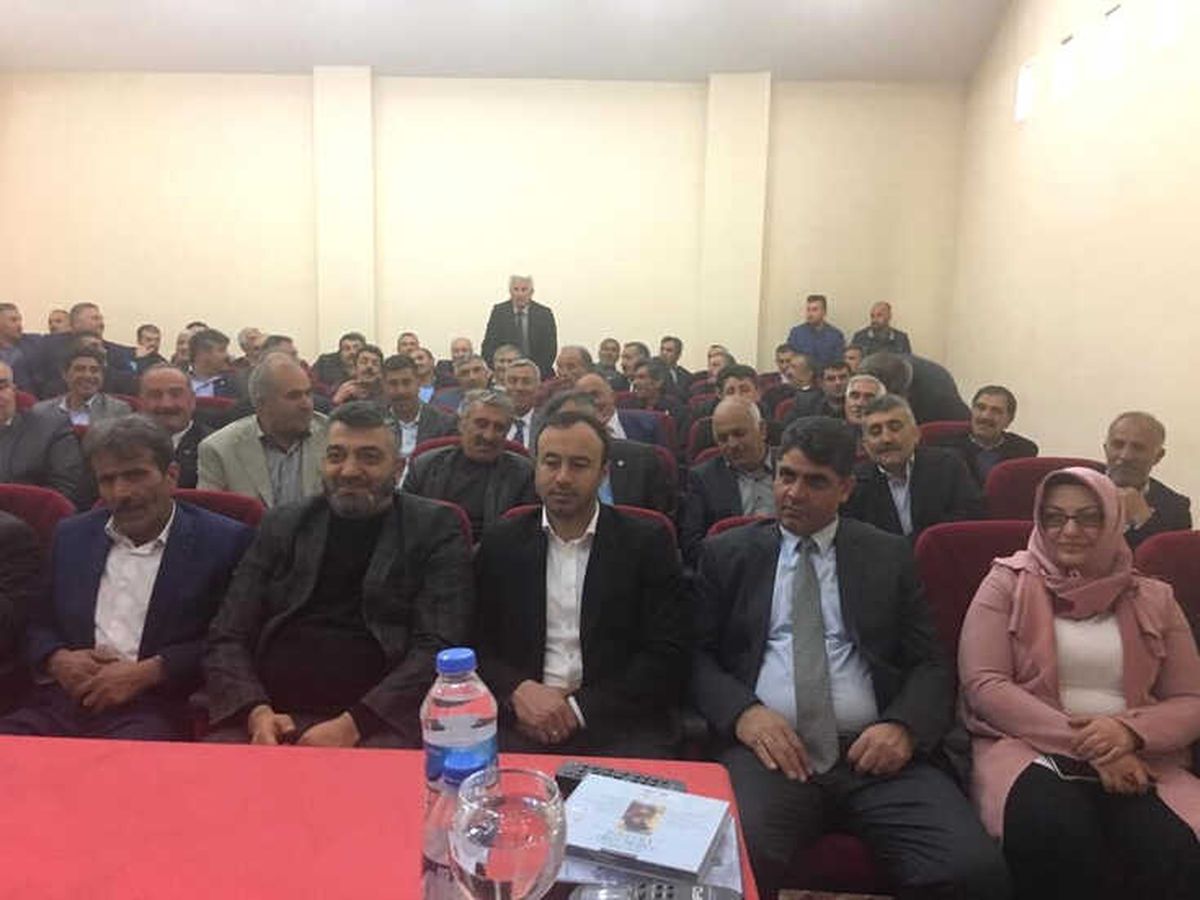 AK Parti Kars İl Başkanı Çalkın, Sarıkamışlı Muhtarlara Bir Araya Geldi