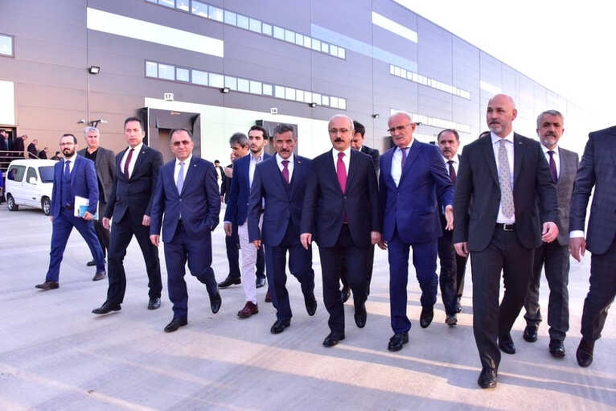 Bakan Elvan, Samsun Lojistik Merkezi\'ni İnceledi