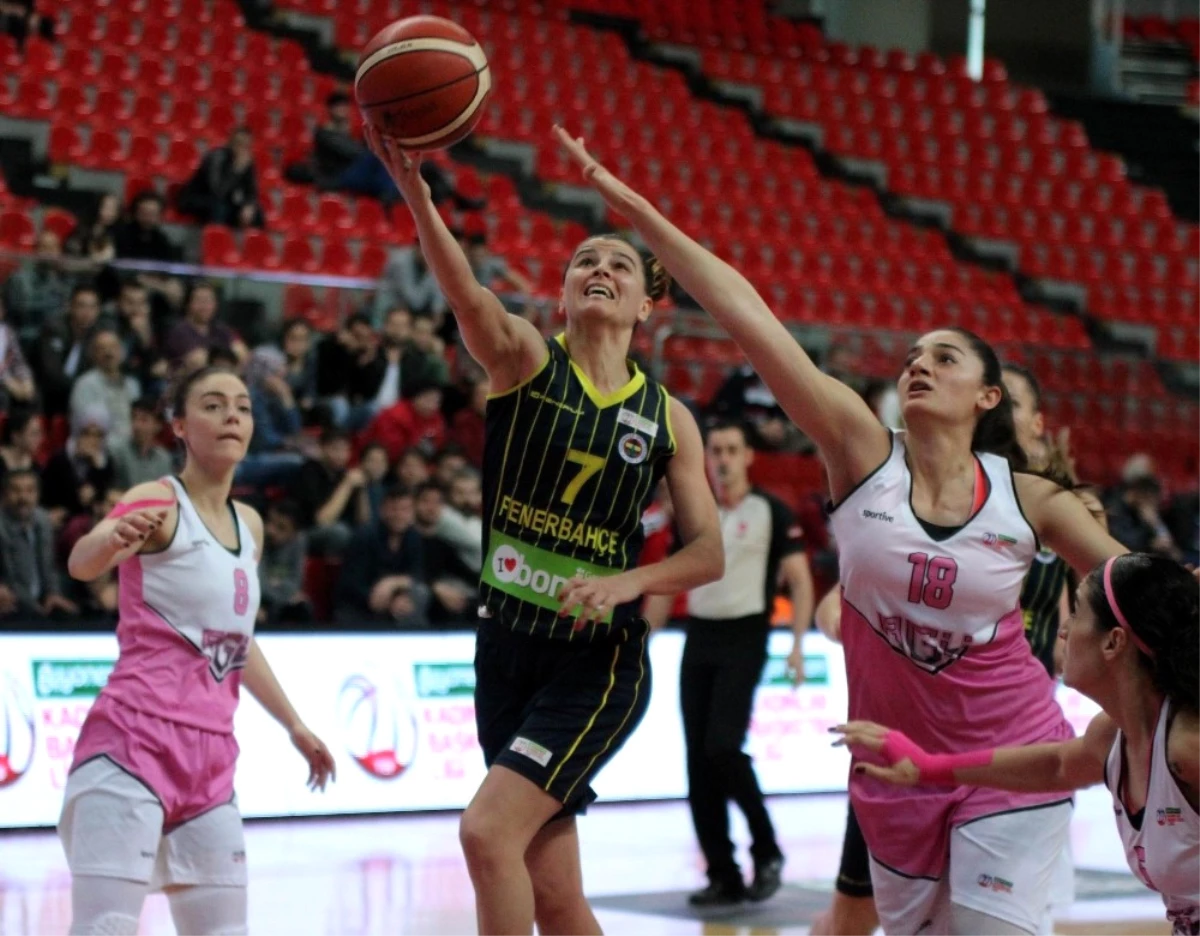 Bilyoner.com Kadınlar Basketbol Ligi: Agü Spor: 57 - Fenerbahçe: 71