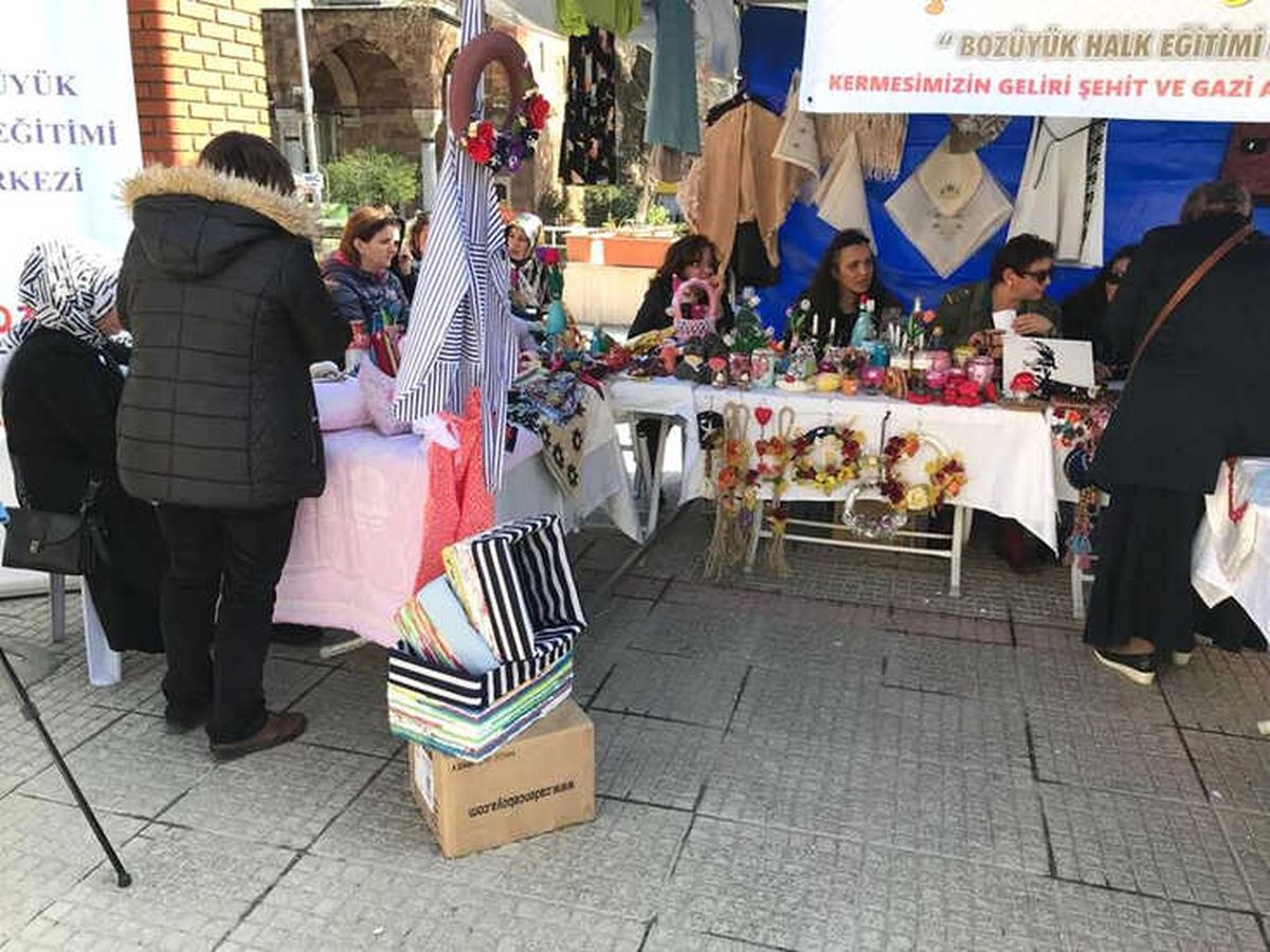 Bozüyük Hem Şehitlerimiz İçin Üretti