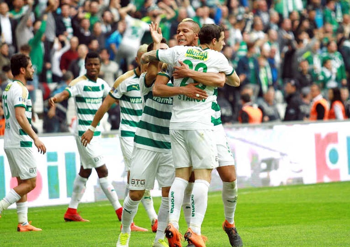 Bursaspor\'un İç Sahada Kasımpaşa\'ya Şansı Tutuyor