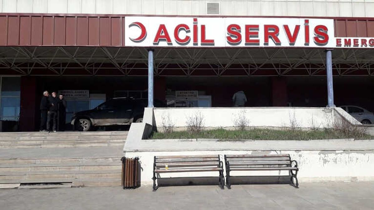 Iğdır\'da Çatışmada Yaralanan Asker Kars\'a Getirildi