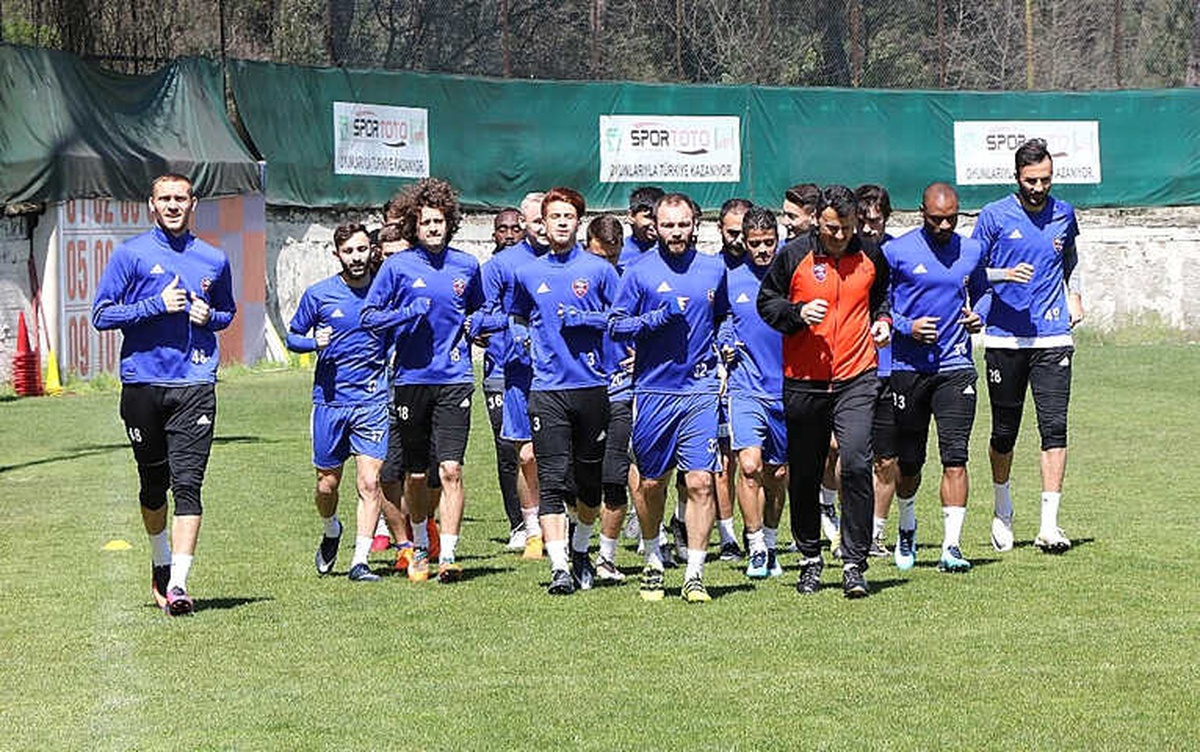 Karaman: "Ligde Bütün Takımlar Karabükspor Maçını İple Çeker Konumda"