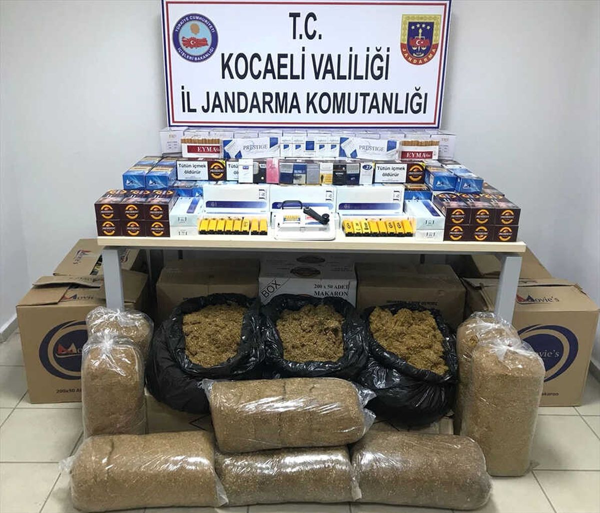 Kocaeli\'de Kaçak Sigara Operasyonu