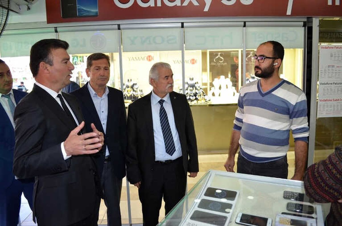 MHP\'li Ümmet Akın Çalışmalarını Didim\'de Sürdürdü