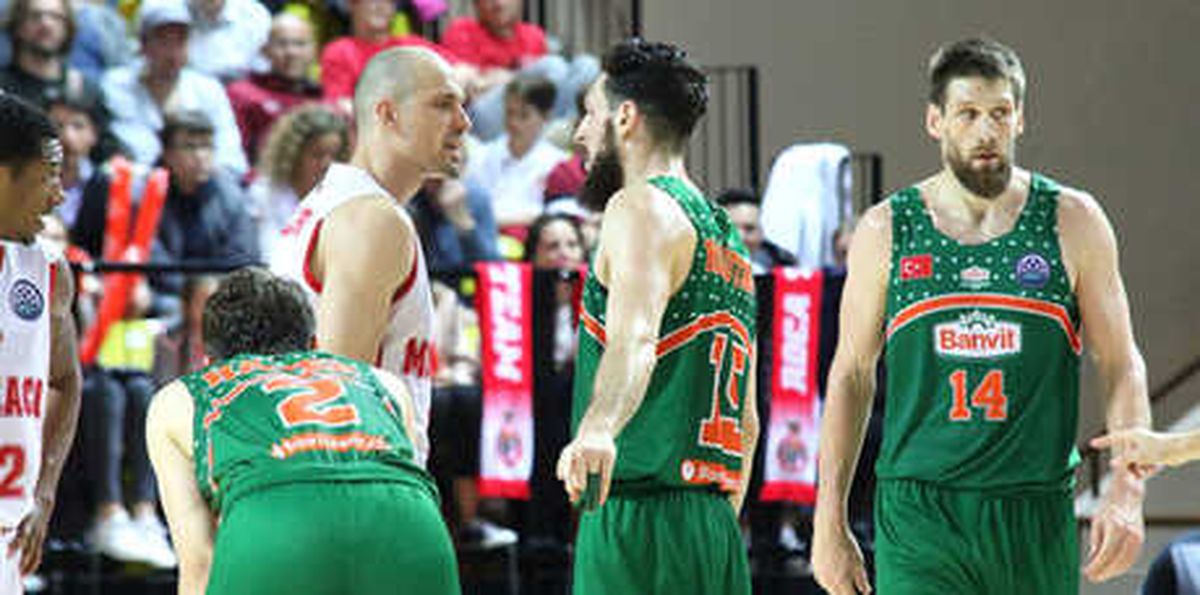 Monaco-Banvit: 74-75