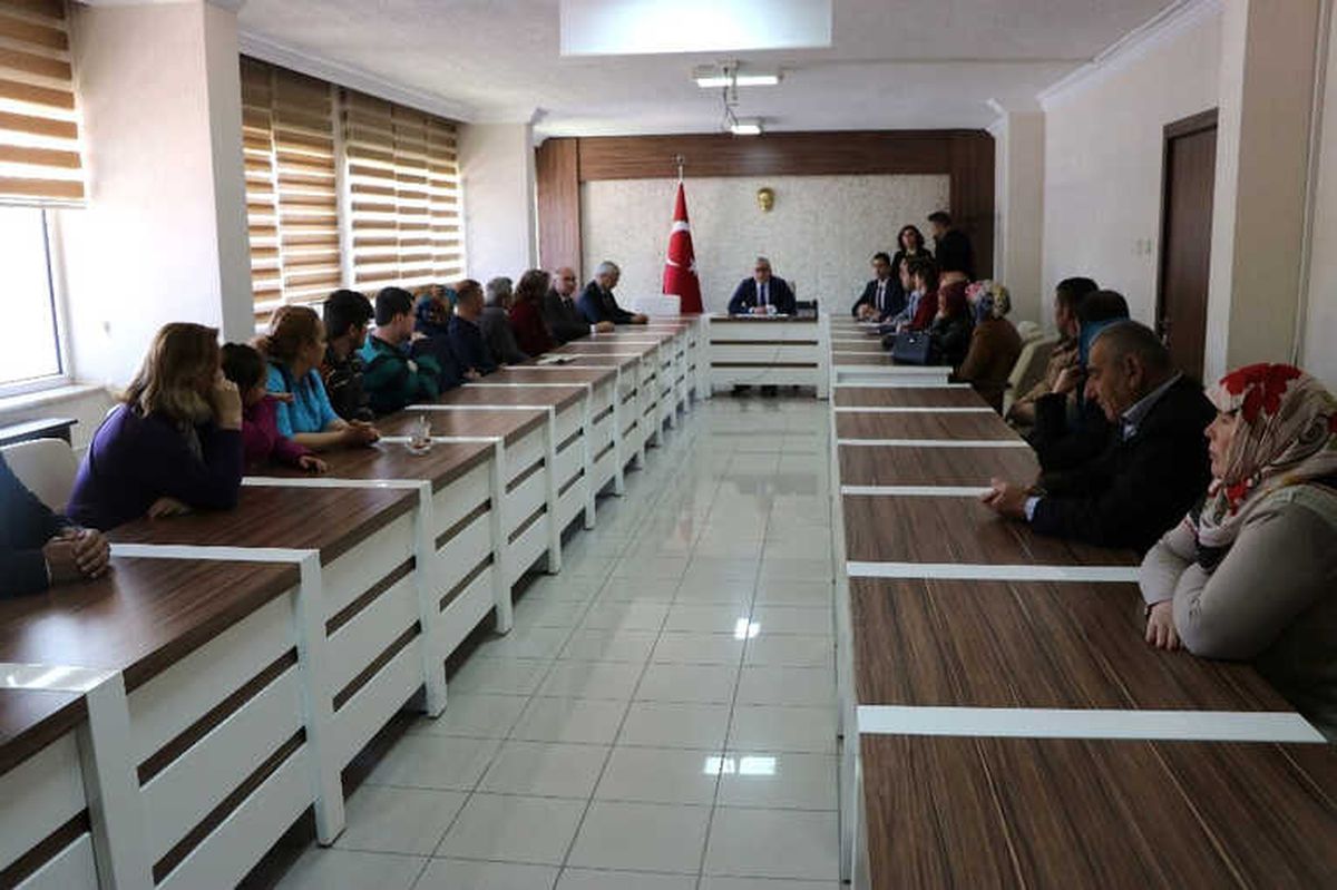 Niğde\'de Halk, Sorunlarını Direk Valiye İletiyor