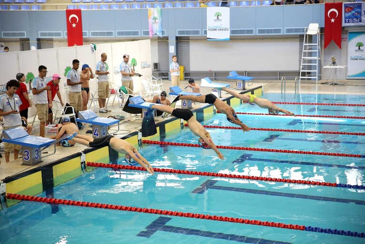 Paletli Yüzücülerden Türkiye Derecesi