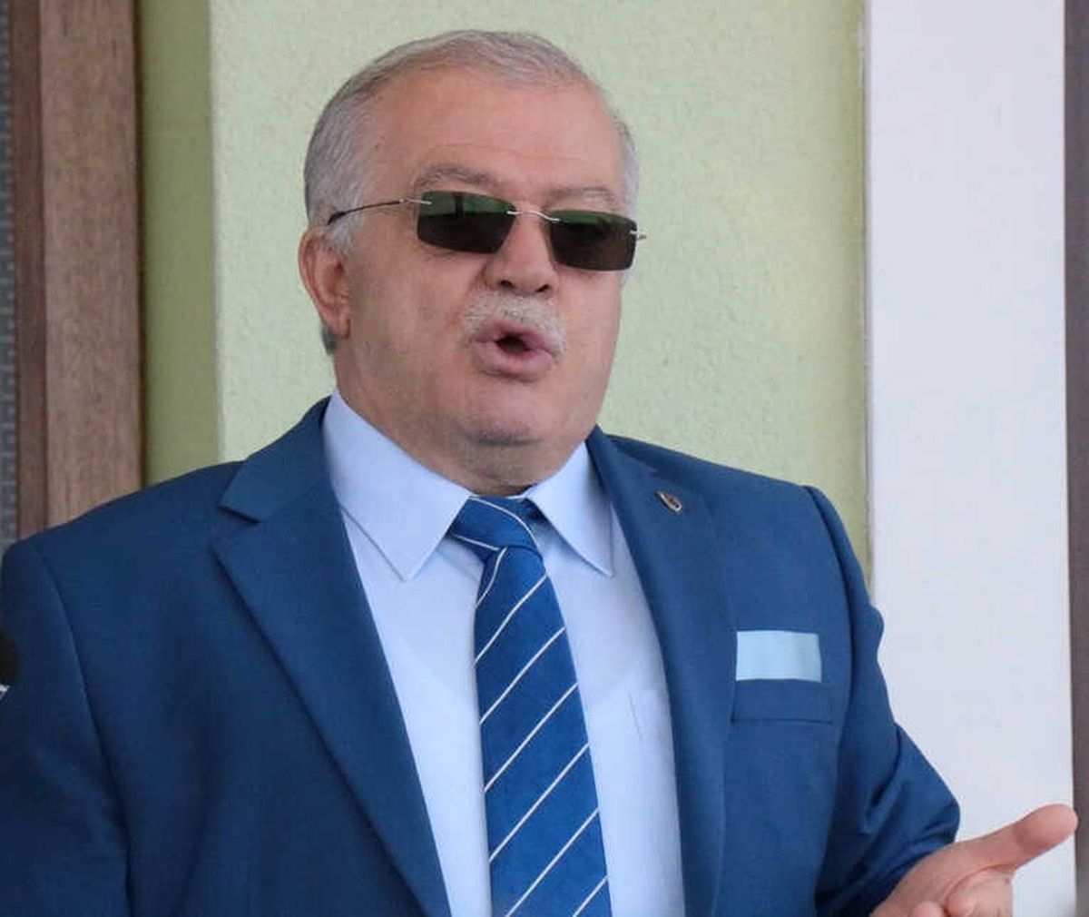 Vali Şentürk Veda Ederek Kırşehir\'den Ayrıldı