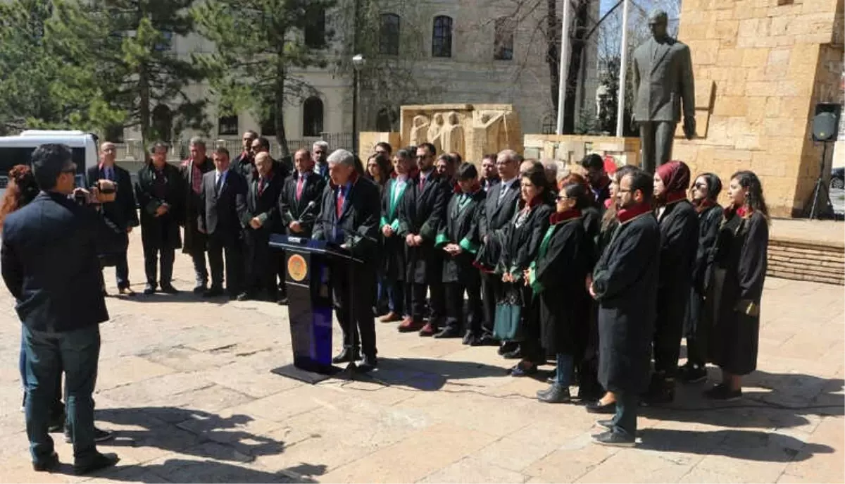 5 Nisan Avukatlar Günü