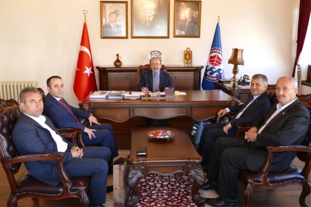 Başkan Gümrükçüoğlu\'nun Mardin\'den Misafirleri Var