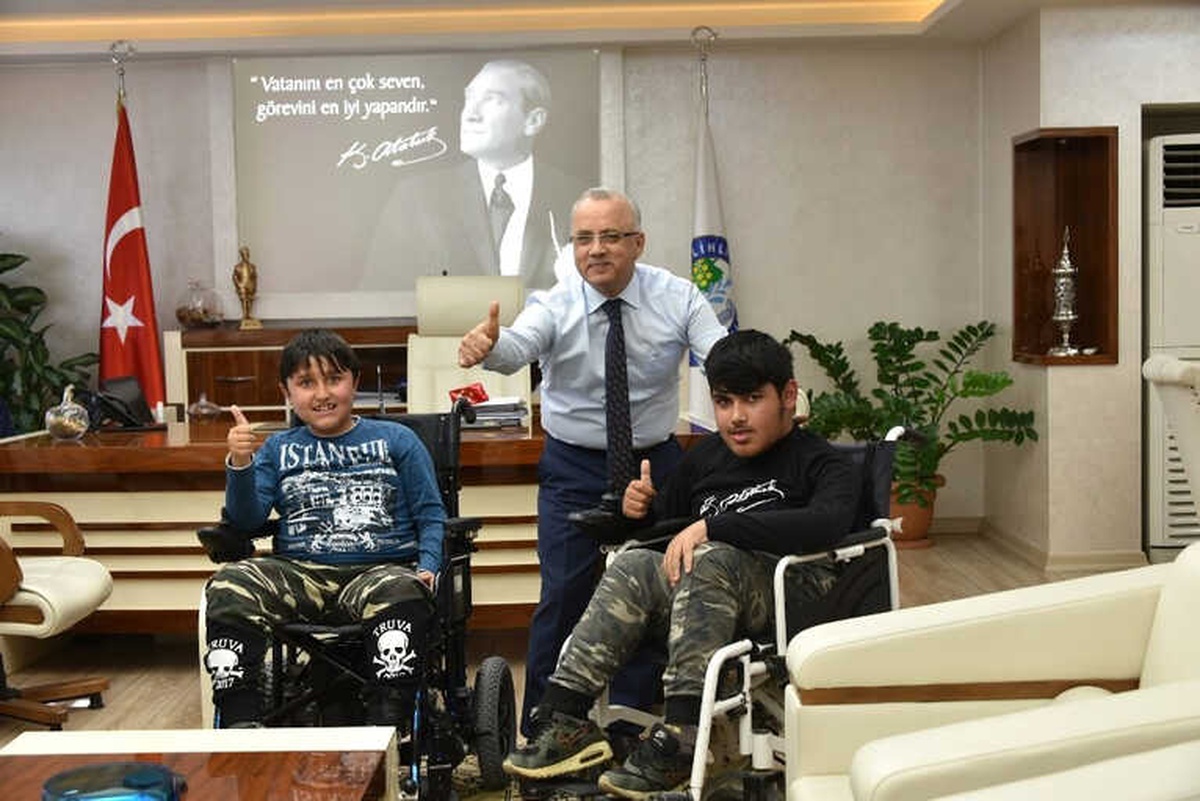 Başkan Kayda, Çetin Kardeşlerin Yüzlerini Güldürdü