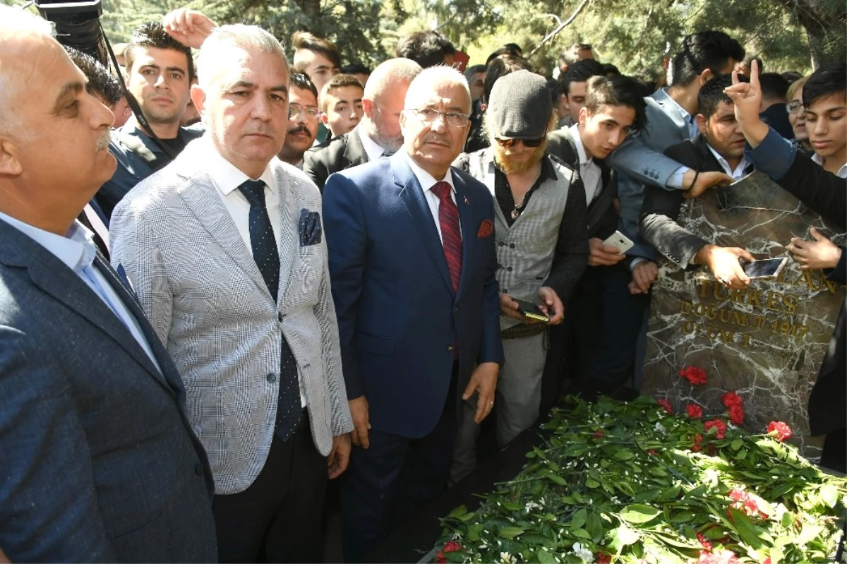 Başkan Kocamaz, Türkeş\'i Anma Etkinliklerine Katıldı