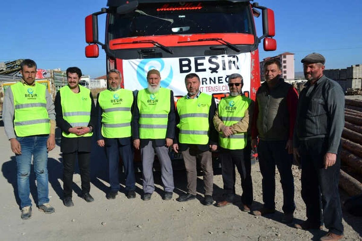 Beşir Derneği, Suriyeli Mültecilere 1 Tır Dolusu Şuhut Patatesi Gönderdi