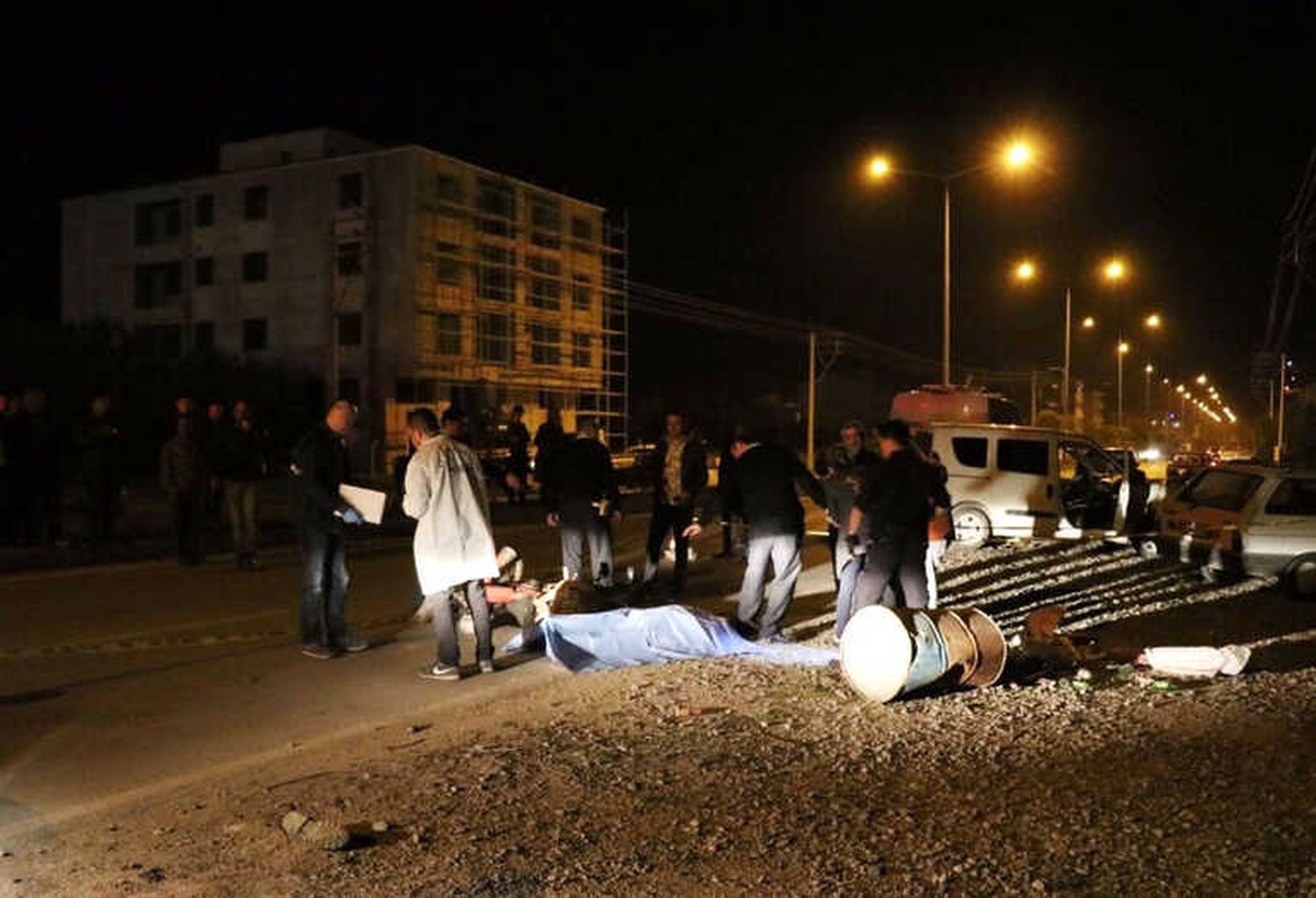 Çöp Bidonuna Çarpan Motosikletli Hayatını Kaybetti