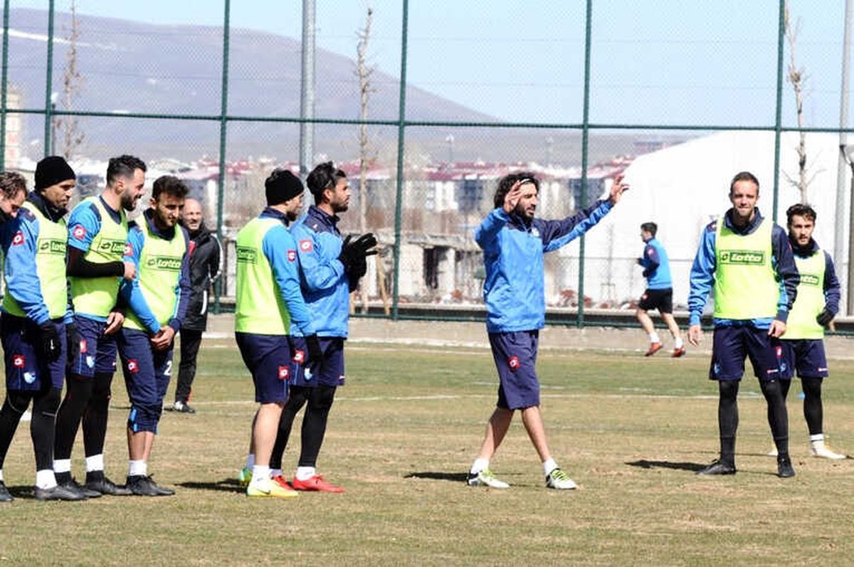 Dadaşlar\'da Gazişehir Gaziantepsor Maçı Hazırlıkları
