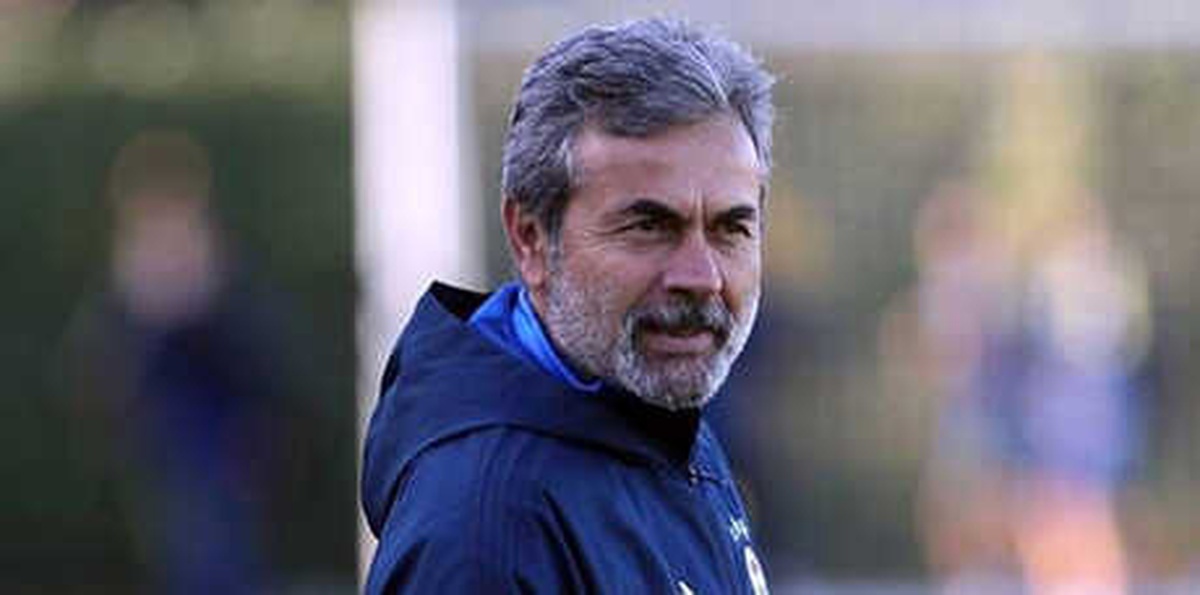 Fenerbahçe, Kocaman\'ın Doğum Gününü Kutladı