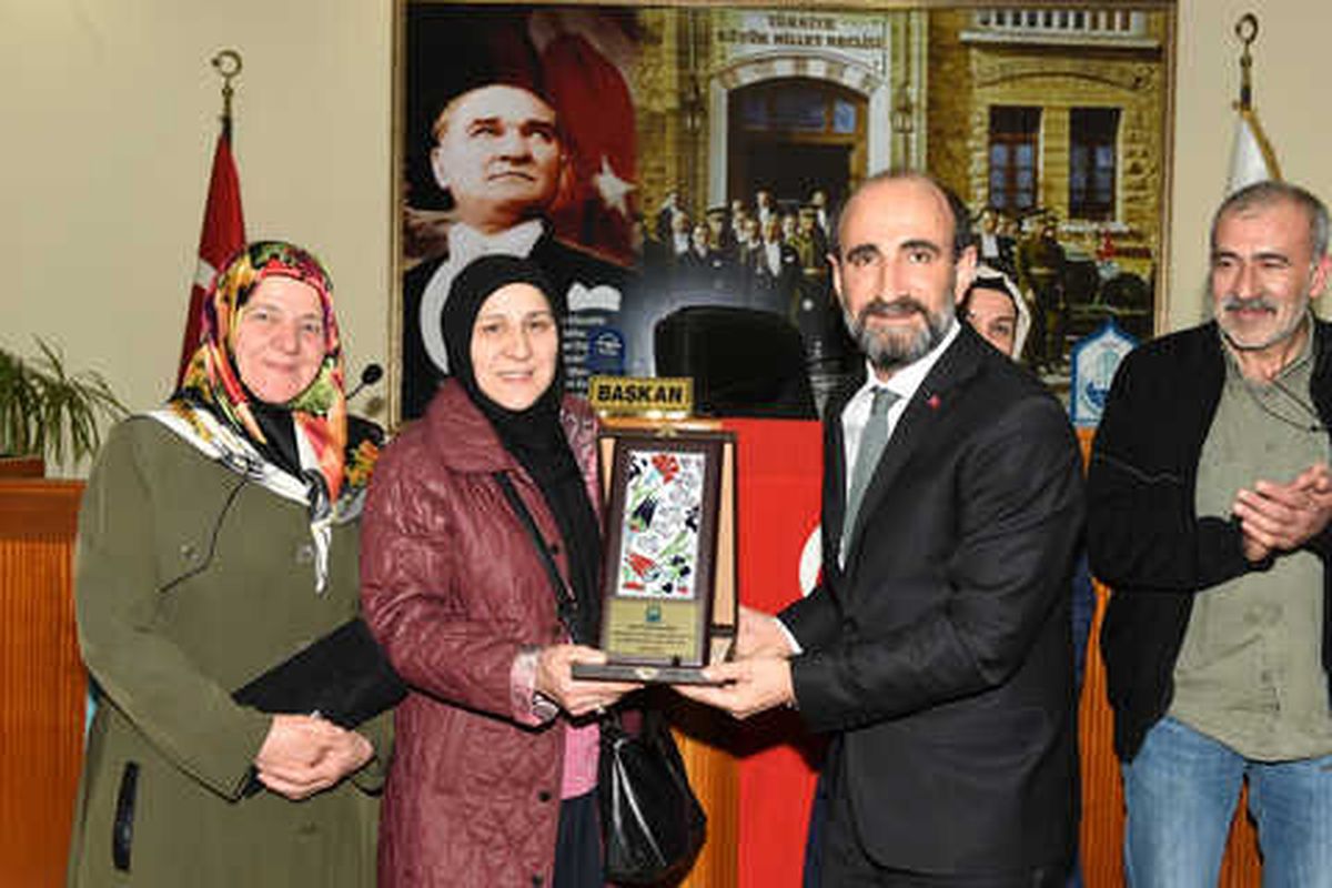 Hayvanseverlere Plaket