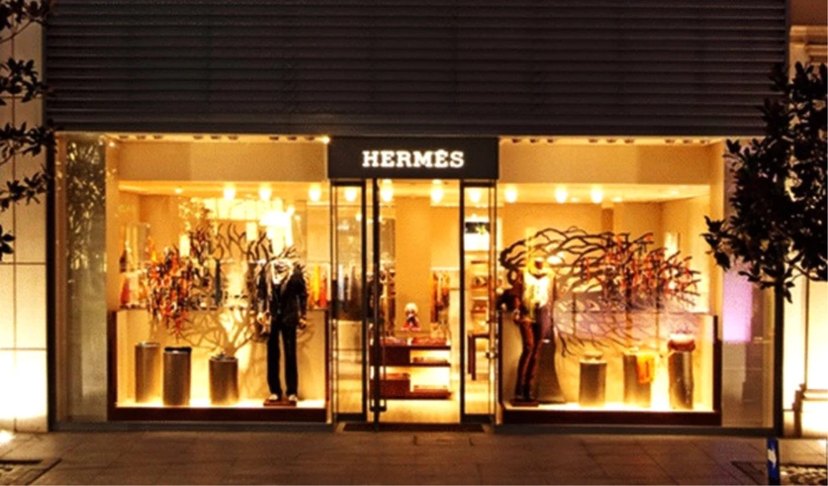 Hermes, Beyoğlu\'ndan Mağaza Baktı