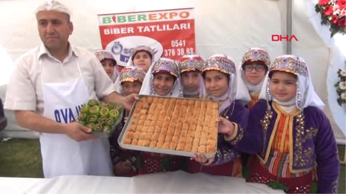 Mersin Biber Expo\'nun Gözdesi \'Biberli Baklava\'