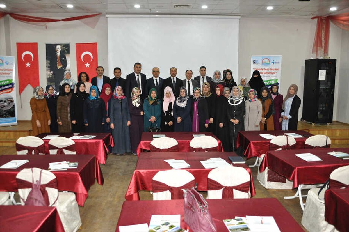 Muş\'ta "Tarımda Genç Girişimci Kadınlar Güçleniyor" Projesi