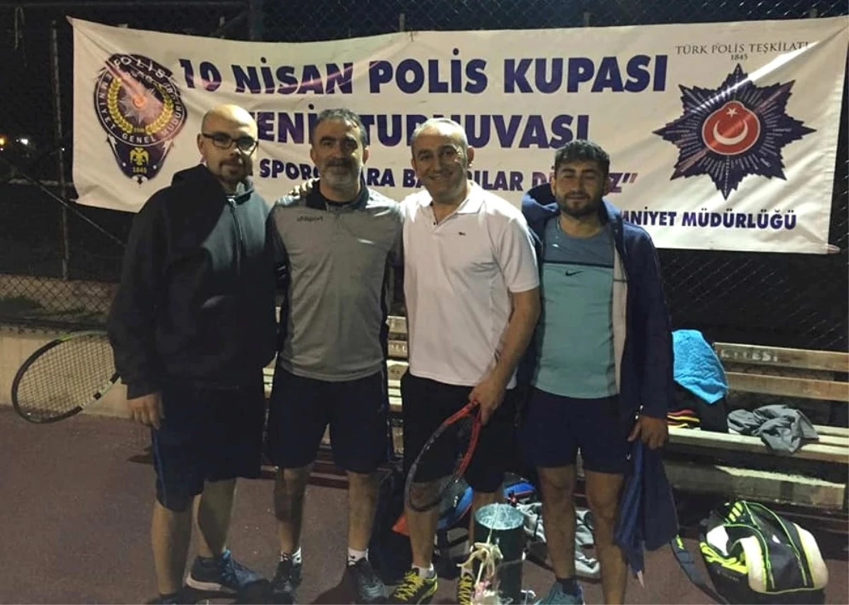 Mut\'ta 10 Nisan Polis Kupası Tenis Turnuvası Sona Erdi