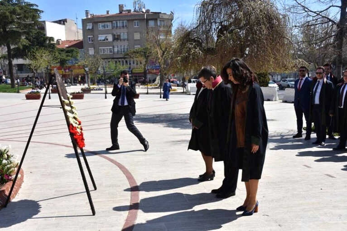 Tekirdağ\'da Avukatlar Günü Törenle Kutlandı