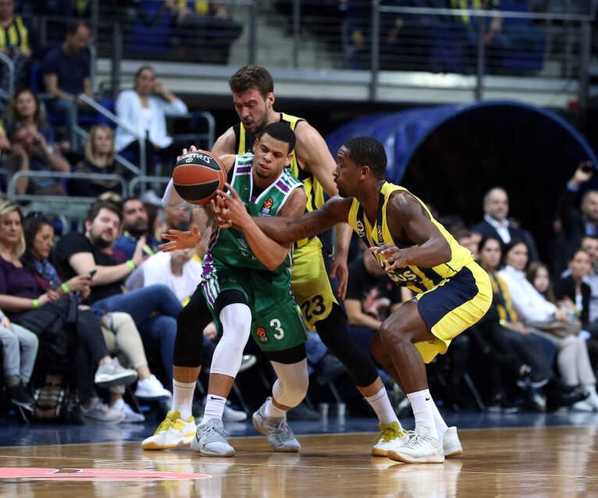 THY Eruoleague: Fenerbahçe Doğuş: 91 - Unicaja Malaga: 99