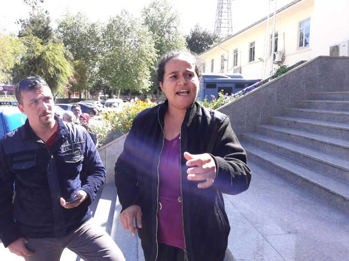 Tuvalet Çukuru Kazılırken Tarihi Eser Çıkan Yerdeki Kaçak Kazıya 16 Gözaltı