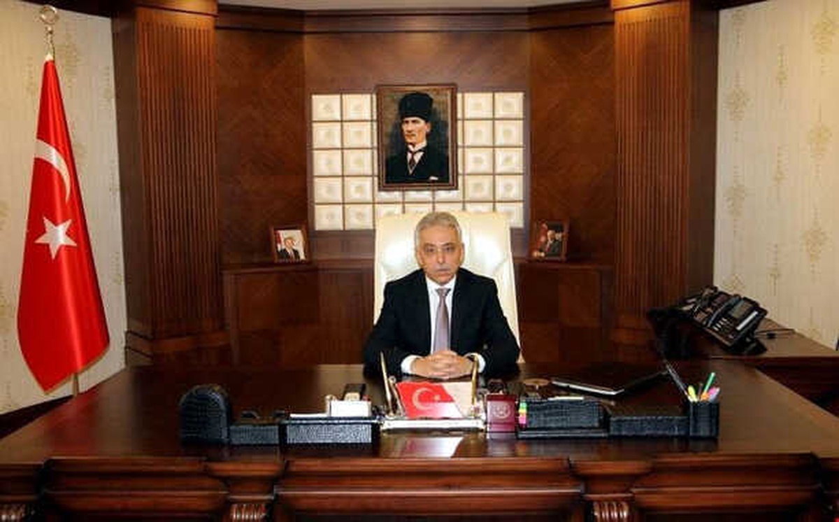 Vali Toprak\'tan 5 Nisan Avukatlar Günü Mesajı