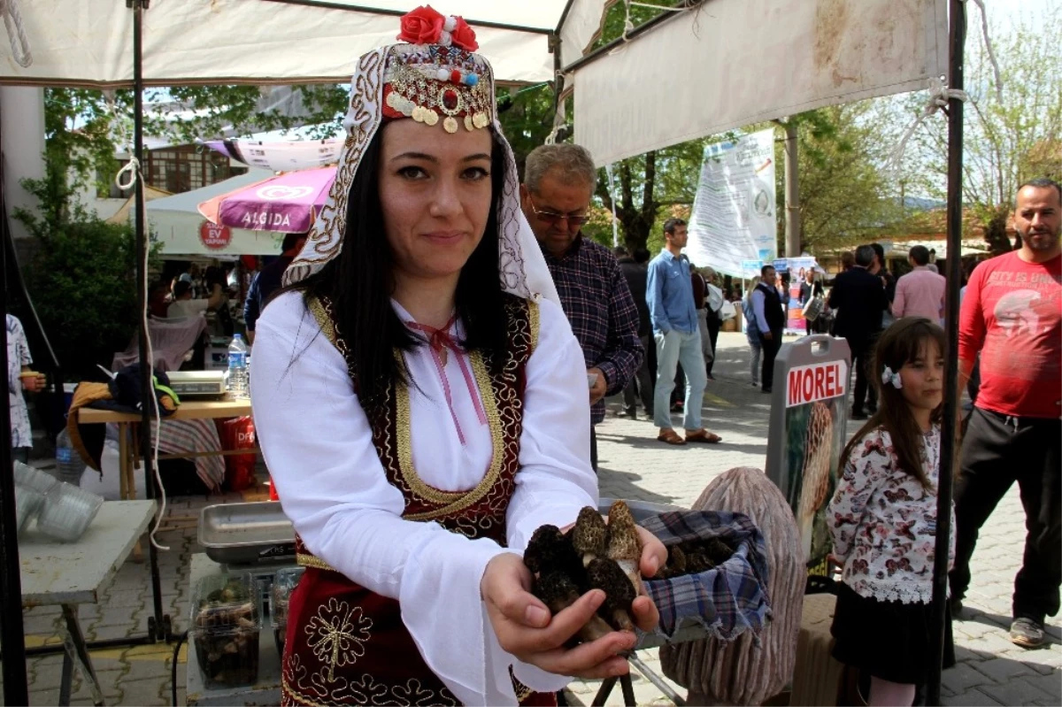 10. Dastar ve Kuzugöbeği Festivali Renkli Görüntülerle Başladı