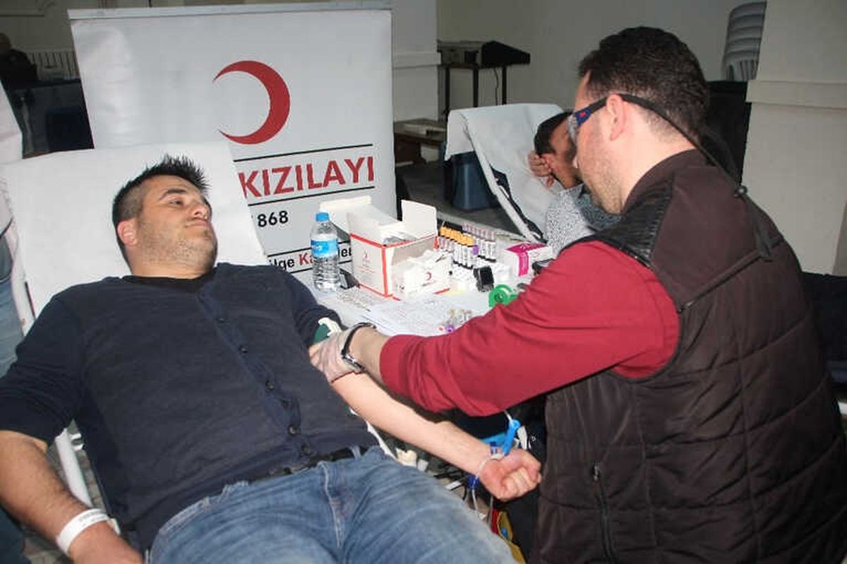 Avukatlardan Kan Bağışı