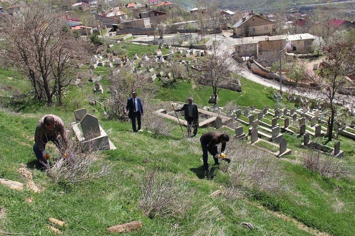 Bitlis Belediyesinden Bahar Temizliği