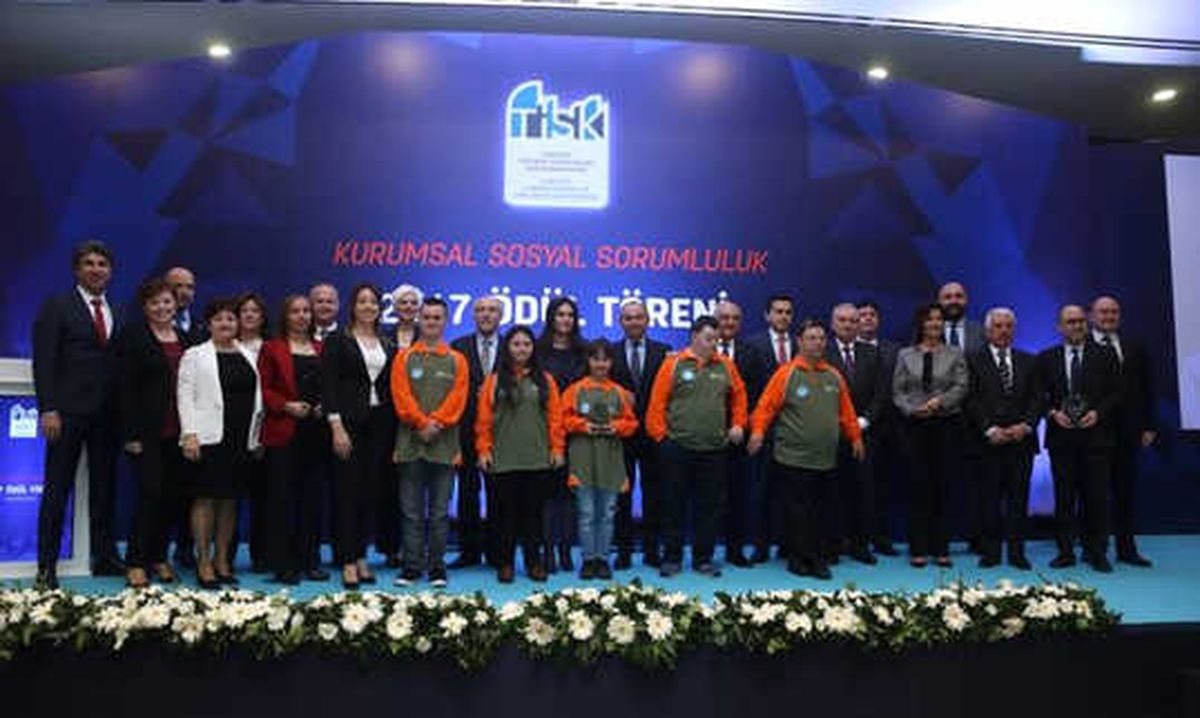 Destekler Kadına ve Eğitime Aktı