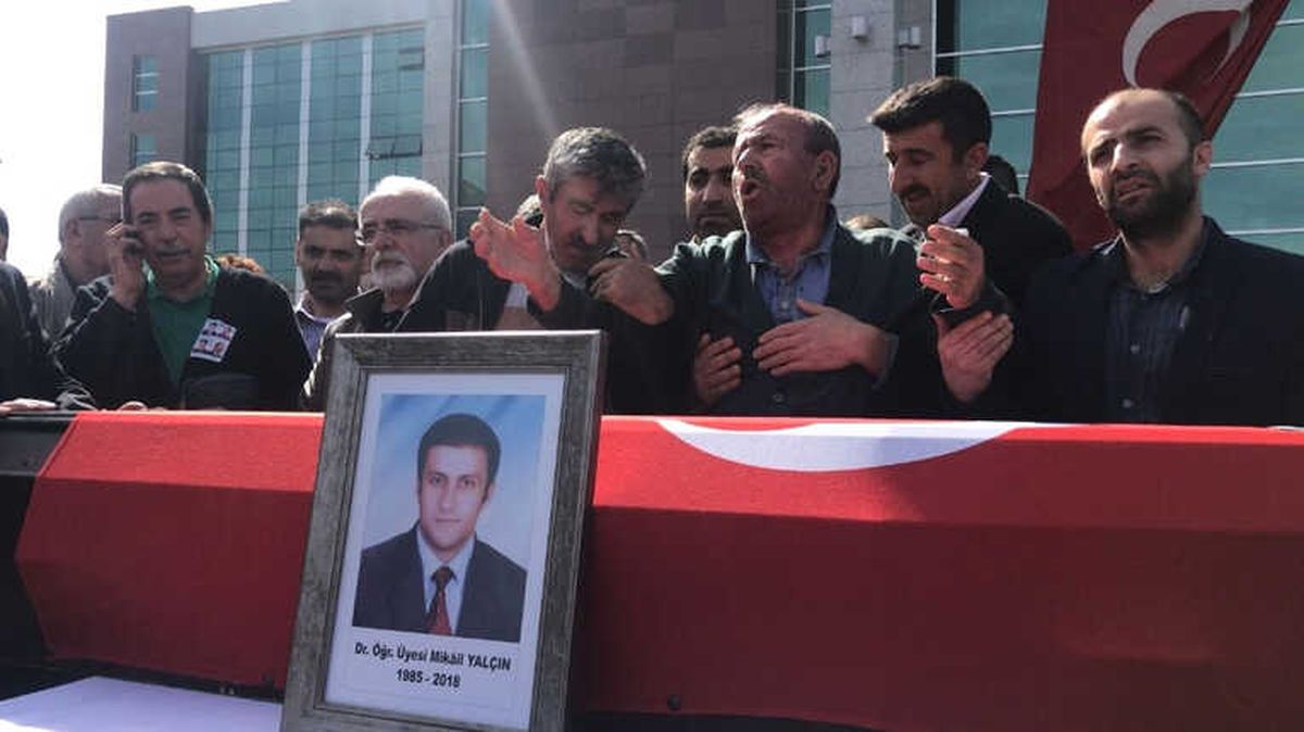 Eskişehir\'de Acılı Ailelerden Tepki