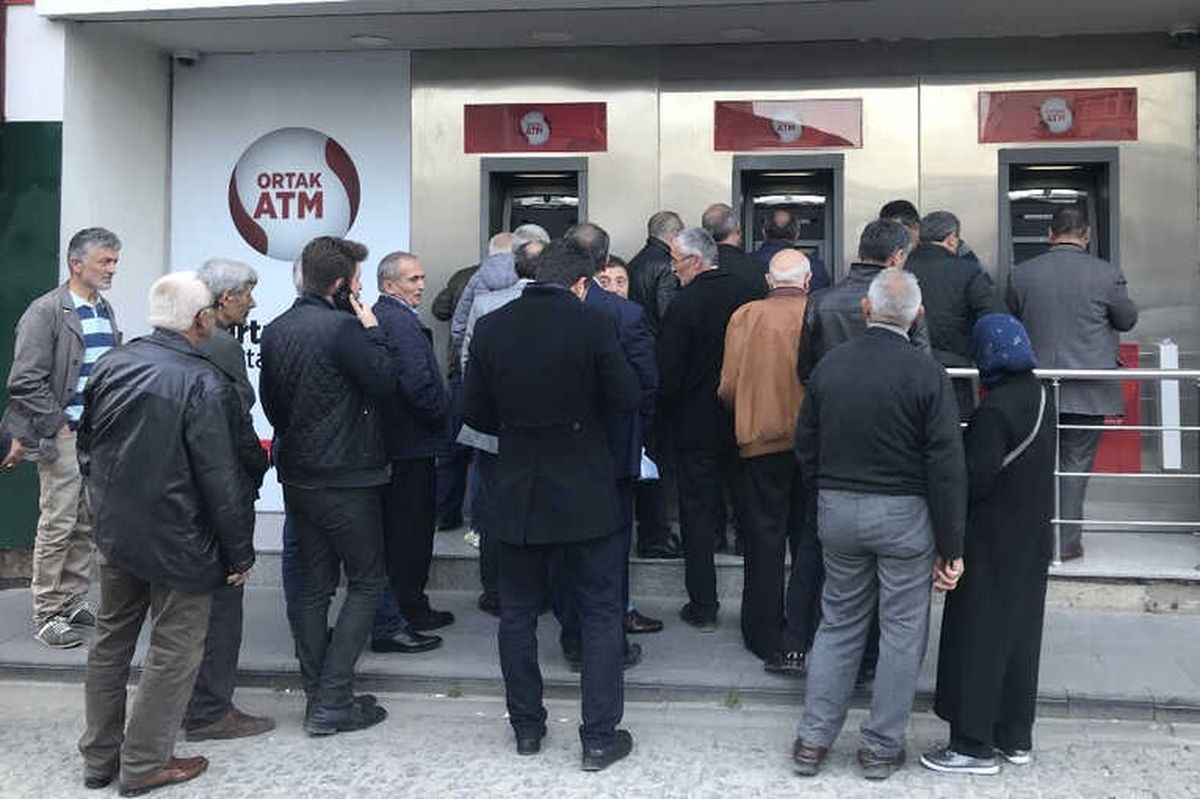 Fındık Destek Ödemeleri Hesaplara Yattı, Üreticiler Atm\'lere Akın Etti