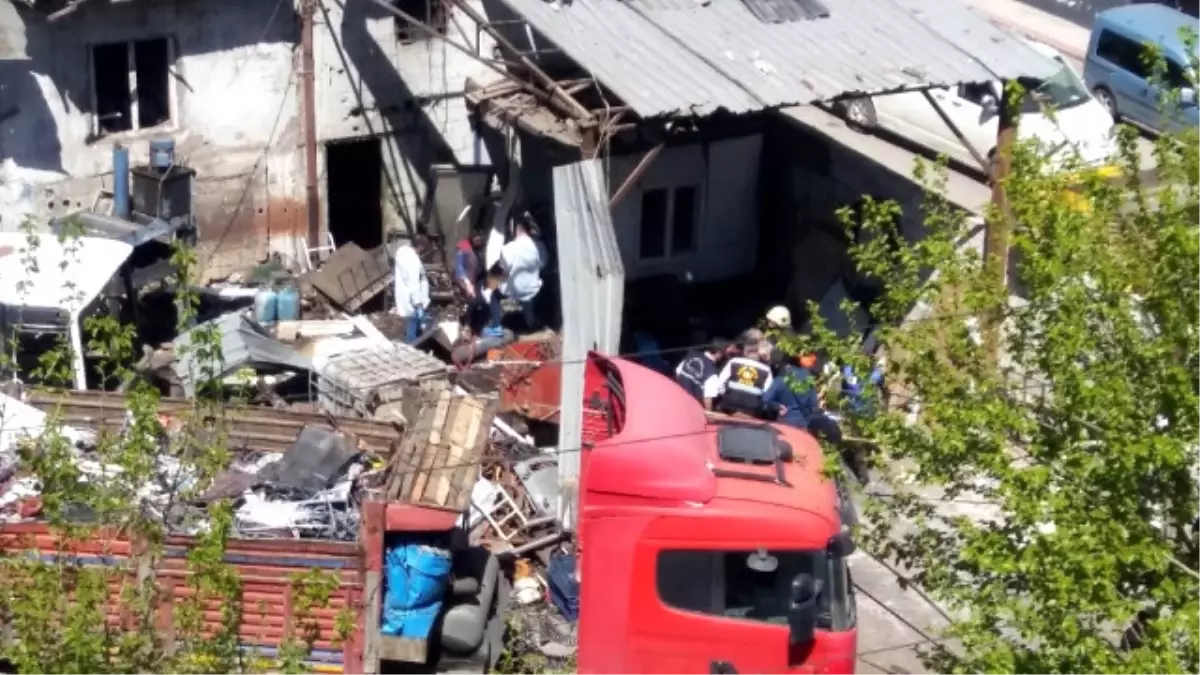 Gaziantep\'te Hurdacıda Tüp Patladı, Ortalık Savaş Alanına Döndü: 1 Ölü