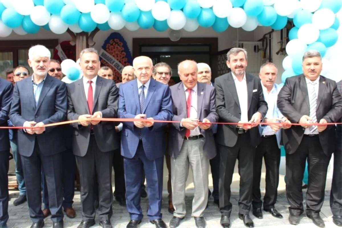 Gemlik\'te Ziraat Odası ve Akşemsettin Camii Hizmete Açıldı