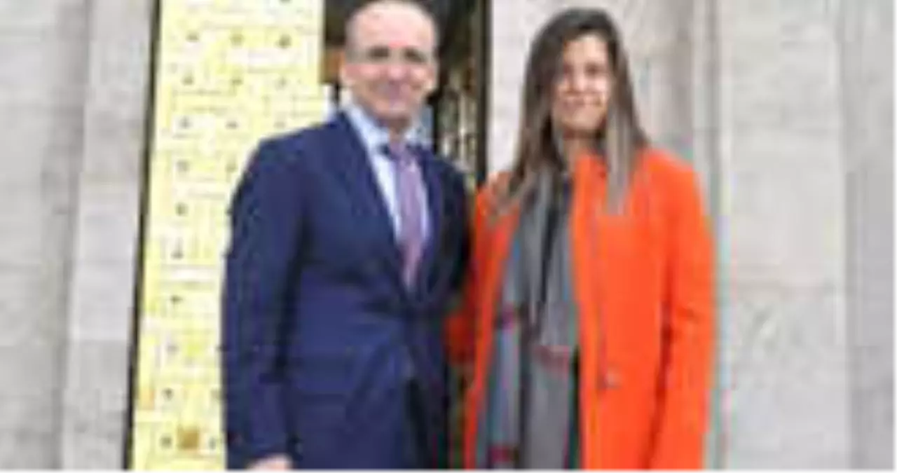 "İstifa Edecek" Denen Mehmet Şimşek\'in Eşinden Dikkat Çeken Tweet